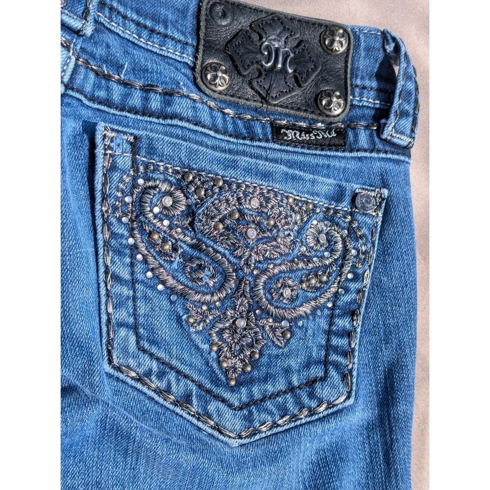 Miss Me Jeans Women's Size 26 Distressed Embroidered Bootcut Skinny JPW5123